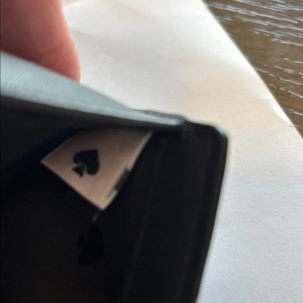 Kate Spade New York black and silver staci saffiano leather wallet purse